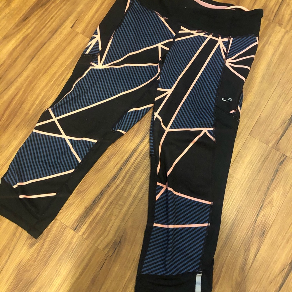 C9 Workout Capris with Side Zipper Pocket